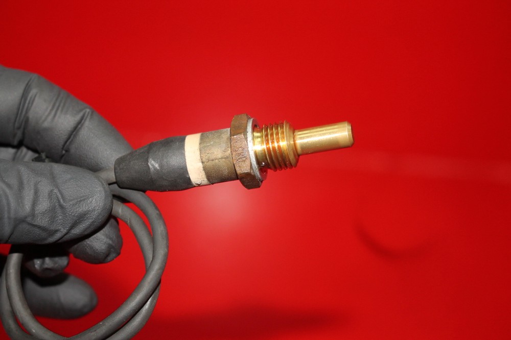 00 BMW R1100RT TEMP TEMPERATURE SENSOR
