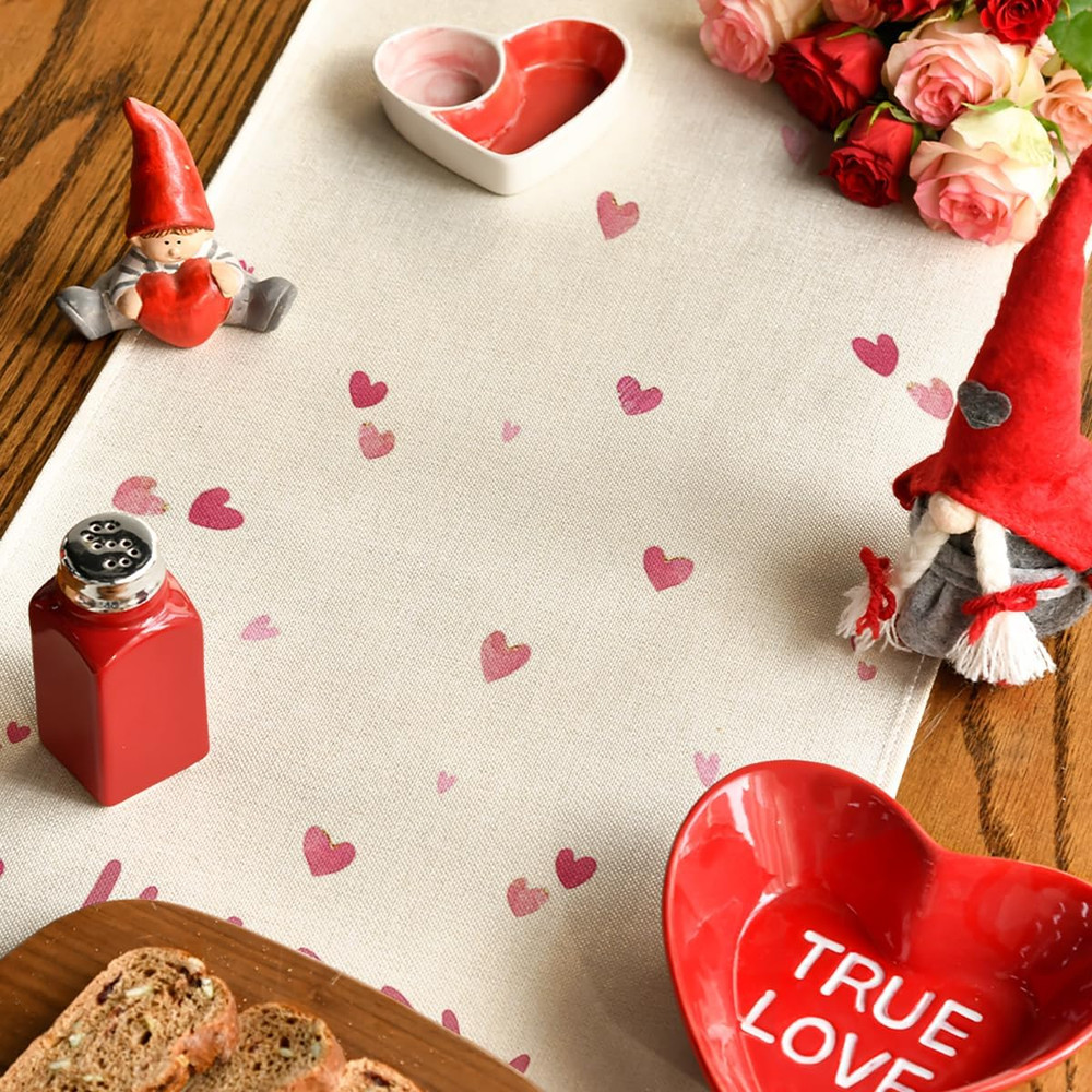 Heart-Shaped Tree 210 GSM Valentine'S Table Runner, Wedding Anniversary Kitchen