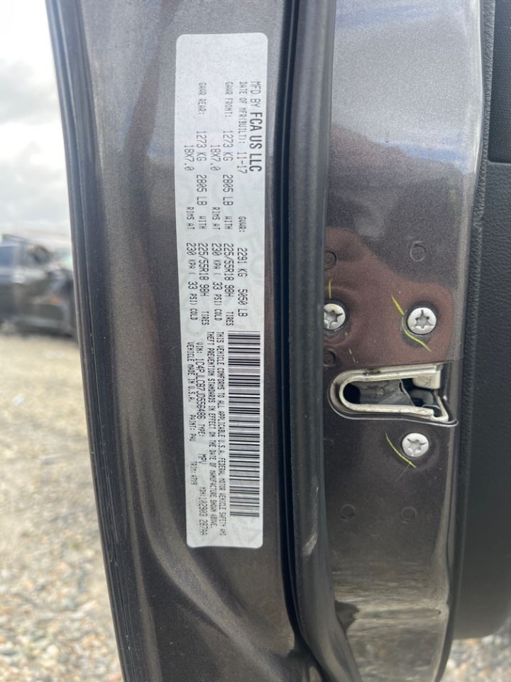 LEFT GRY ROCKER PANEL MOULDING OEM 2018 JEEP CHEROKEE