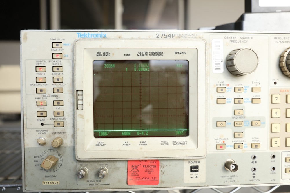 Tektronix 2754P Spectrum Analyzer As Is