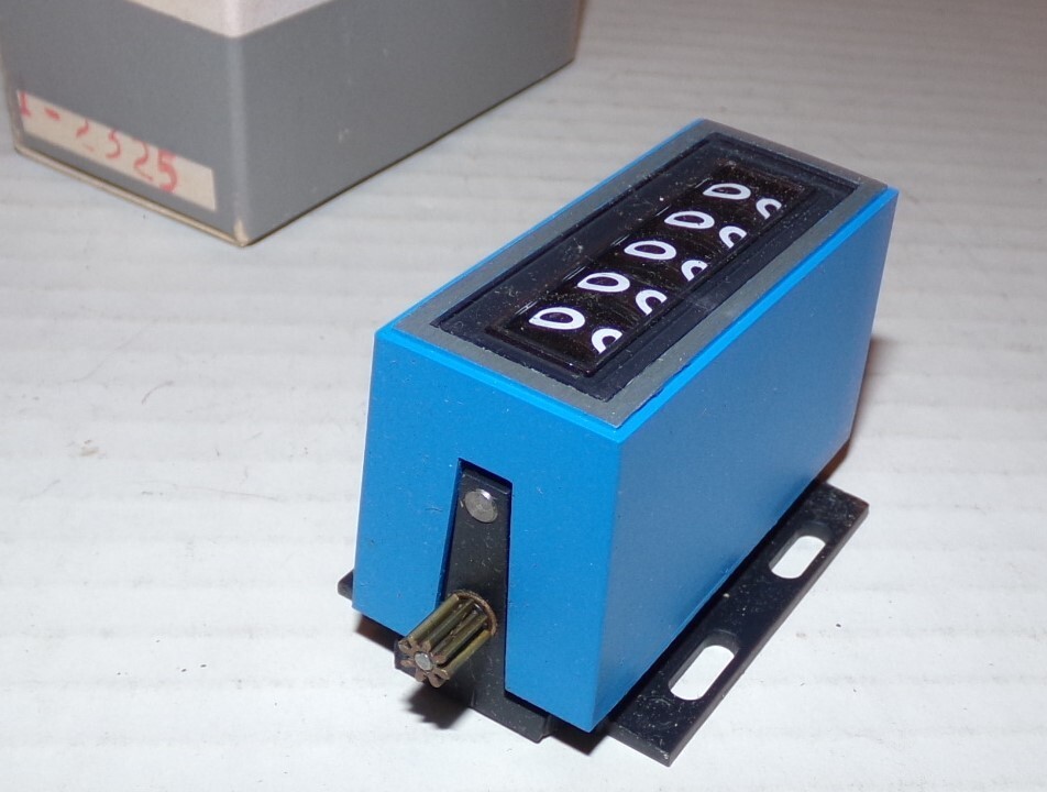 22 New Redington 1-2325 Counter Module NOS