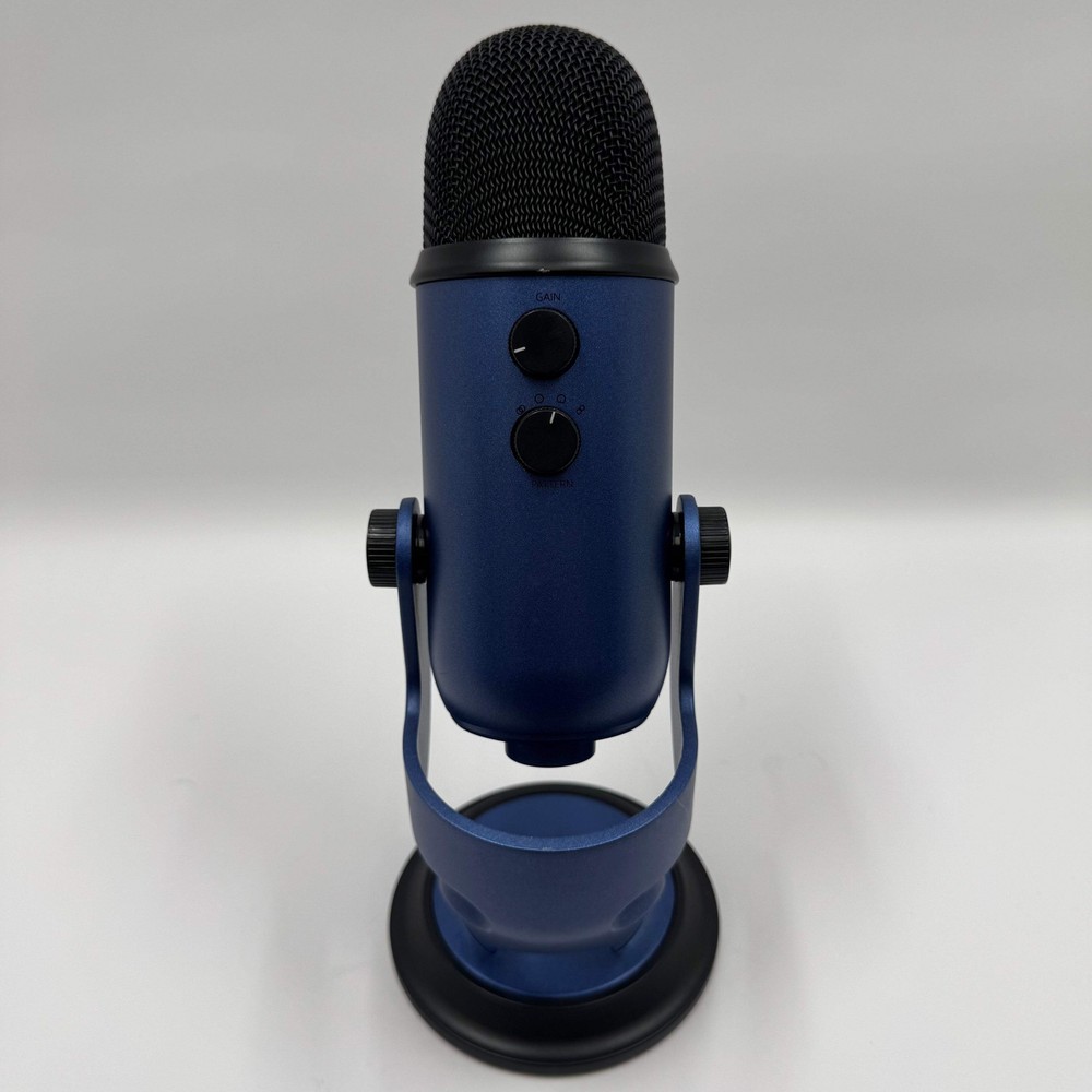 Logitech Blue Yeti Professional Multi-Pattern USB Condenser Microphone