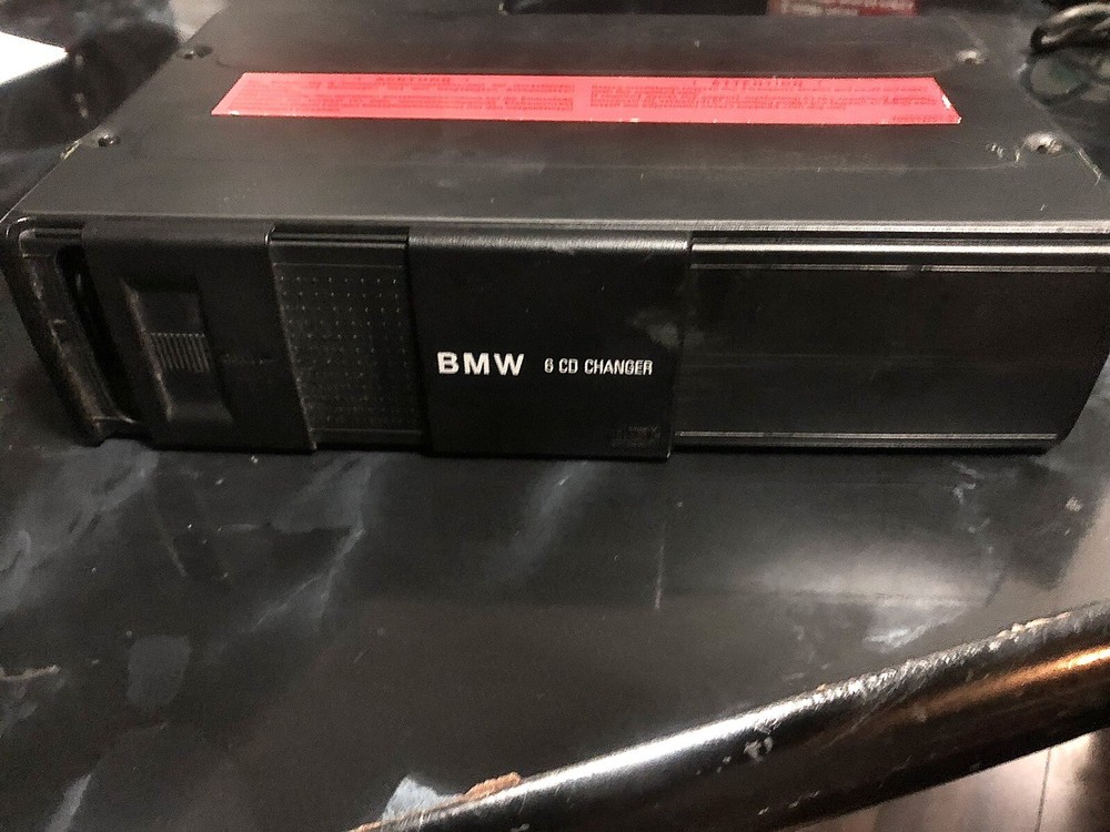 BMW E39 6 Disc cd Changer. Z3, E36, E46, X5