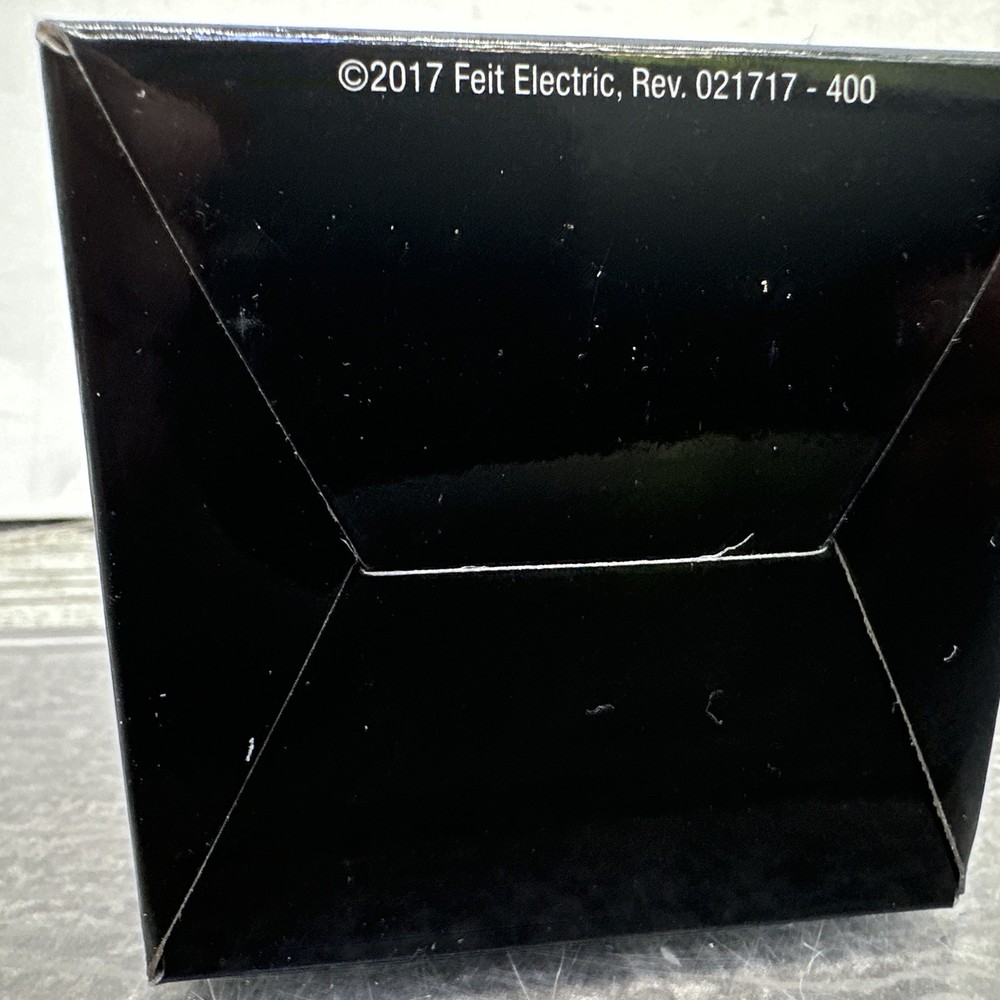 Feit Electric acre Filament A19 E26 (Medium) LED Bulb Blue 4.5 Watts Dimmable