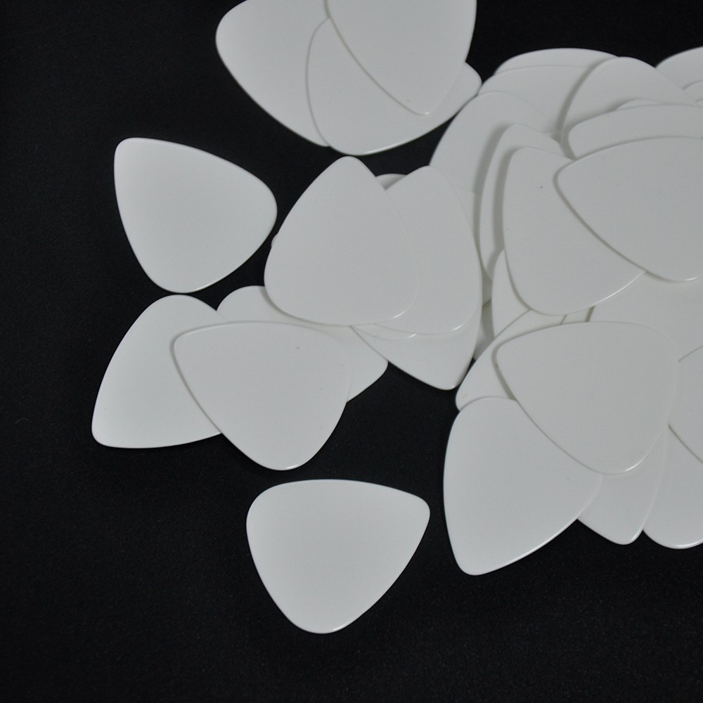 100pcs Medium 0.71mm 351 Shape Guitar Picks Plectrums Celluloid Solid White
