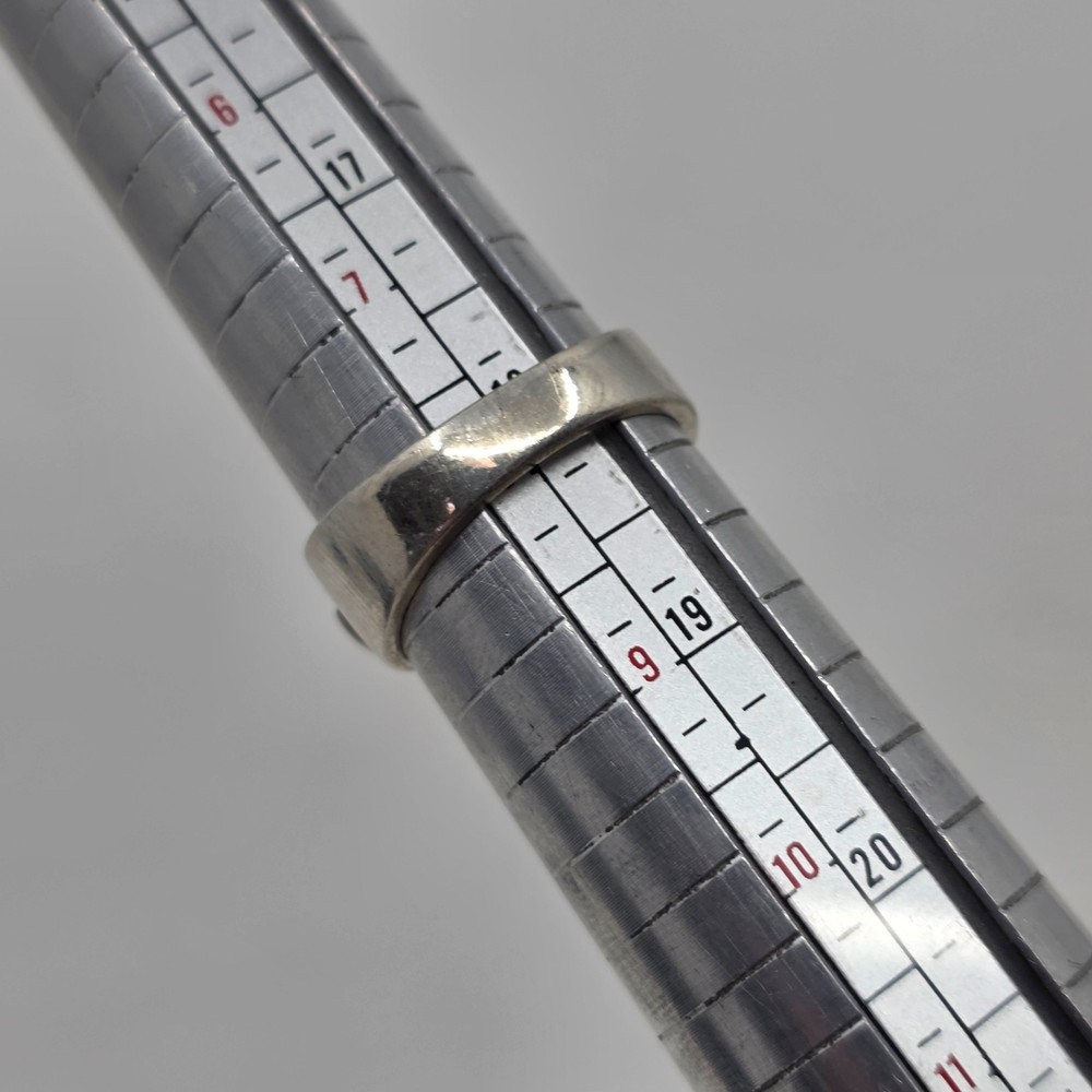 Native American Navajo Sterling Silver Shell UNIQUE Ring 8