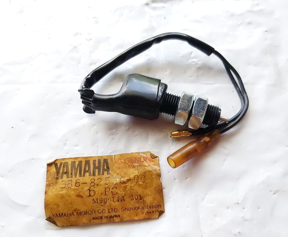 Yamaha RS100 RS125 LS3 Stop Switch Nos