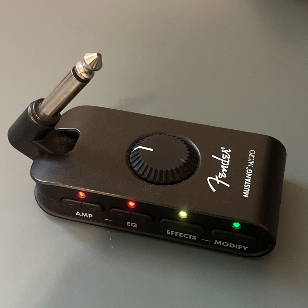 Fender Mustang Micro Headphone Guitar Amp – Excellent Condition