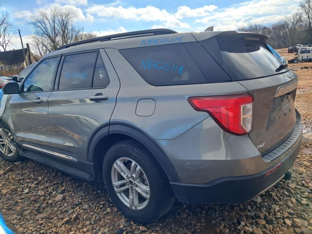 EXPLORER 2020 Glove Box 4885538