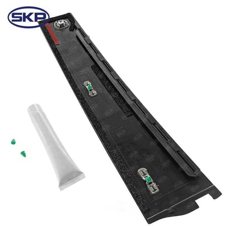 SKP SK926243 Side Body Panel Molding