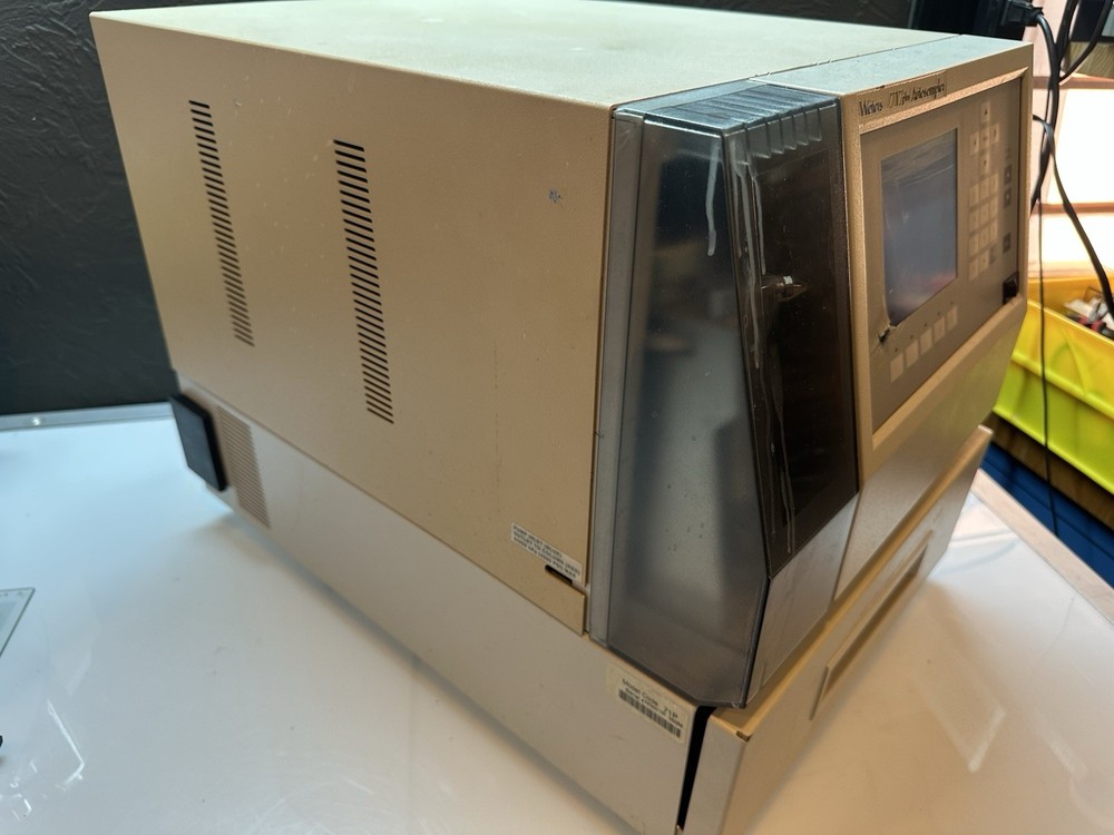 WATERS 717 PLUS AUTOSAMPLER