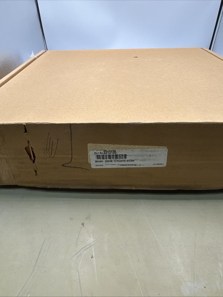 NEW!! POWERBOSS 3313135 14" POLY BRUSH