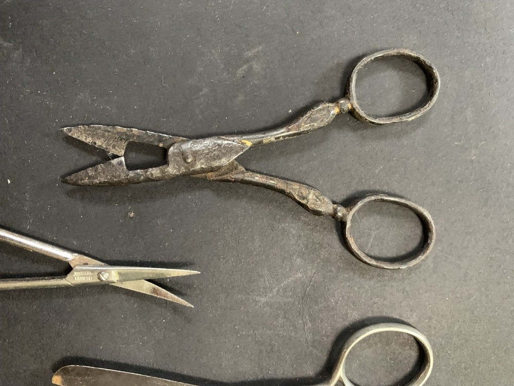 Antique Pair Sewing Scissors Lot Pinking Shears Button Hole Primitive Folding