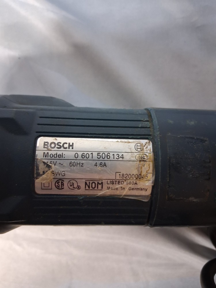 Bosch Model #1506 - 14 Gauge Unishear Shear Blade Installed