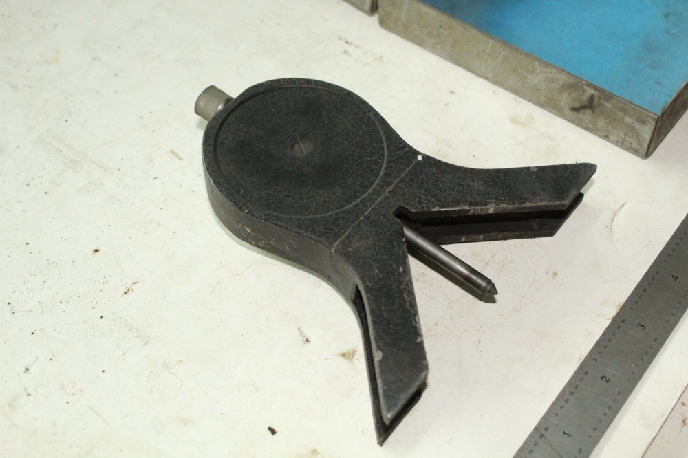 Miracle Point Model 10 Dial Protractor Center Finder