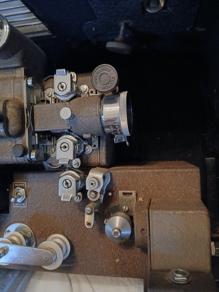 Bell & Howell 16mm Filmosound 156A Projector Model A UNTESTED AS IS
