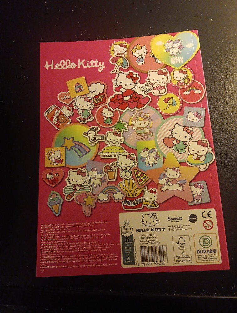 1000 STICKERS /STICKERBOOK HELLO KITTY NEW