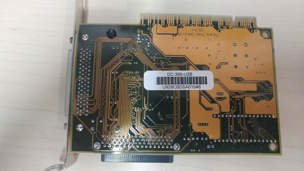 Tekrom DC-390-U2B SCSI Host Adapter DC-310/390 Series
