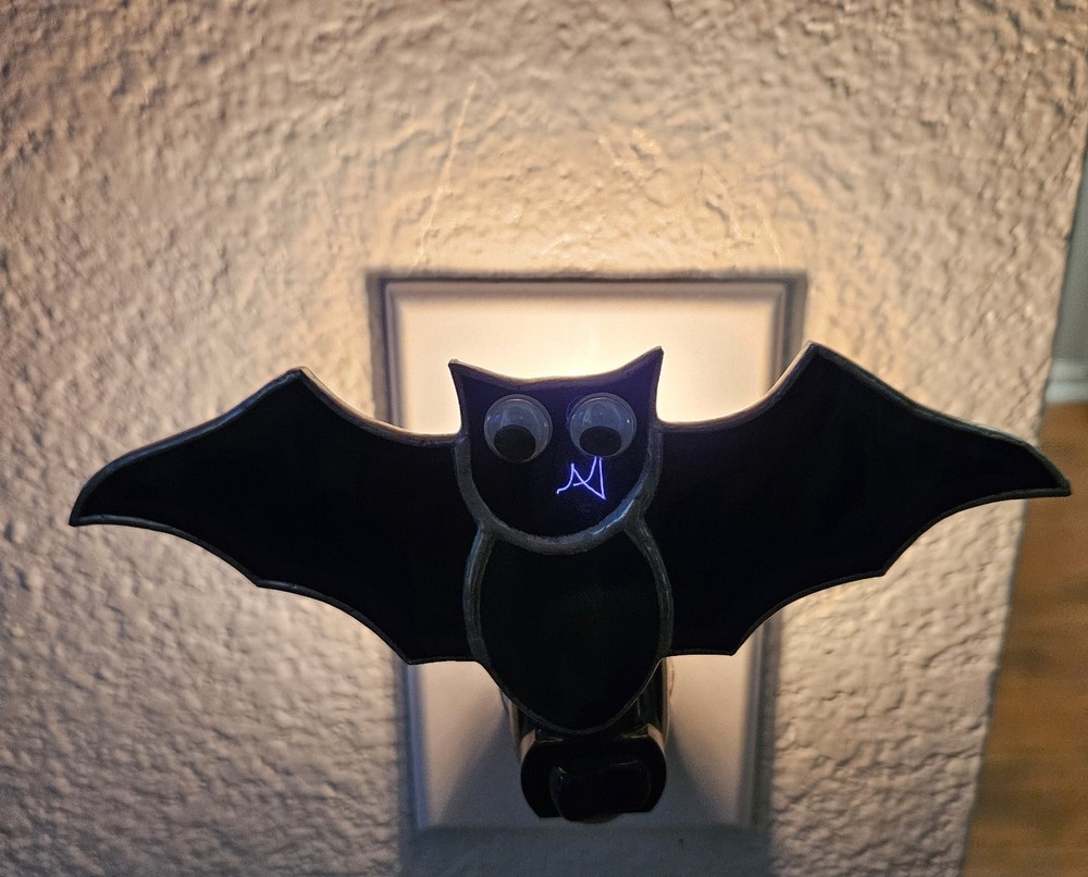 Switchables Halloween Bat Stained Glass Nightlight 3.9"×5"