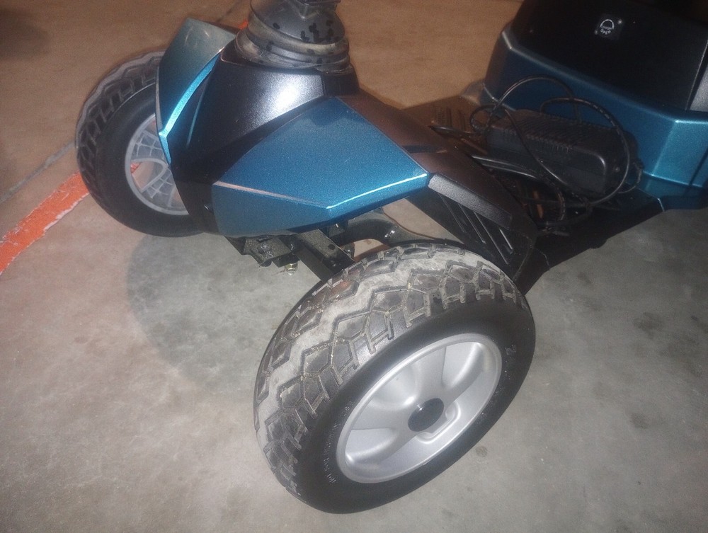 Harmar Electric Lift and Ryder Xpress Mobility Scooter