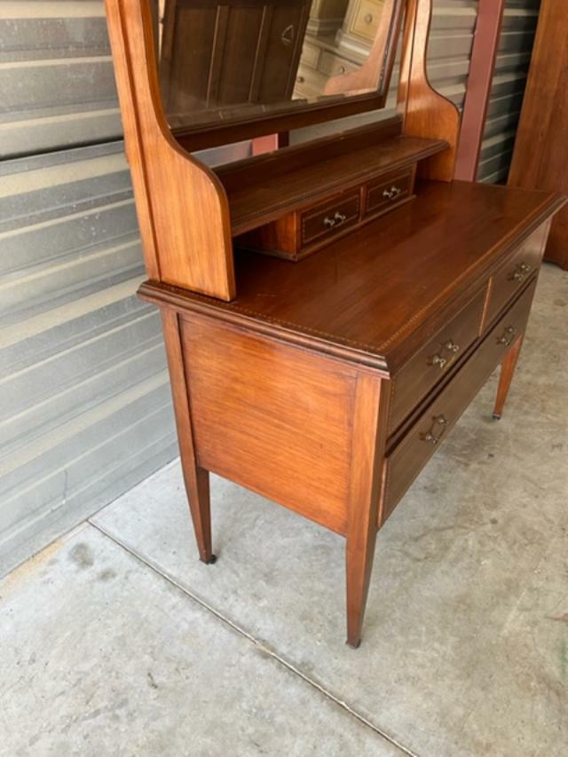 19th Century English Vanity Table with Mirror