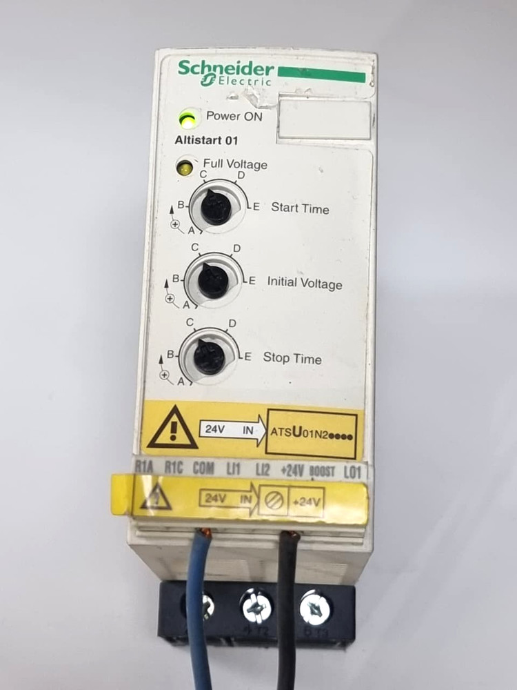 SCHNEIDER ELECTRIC ATSU01N212LT Soft Starter