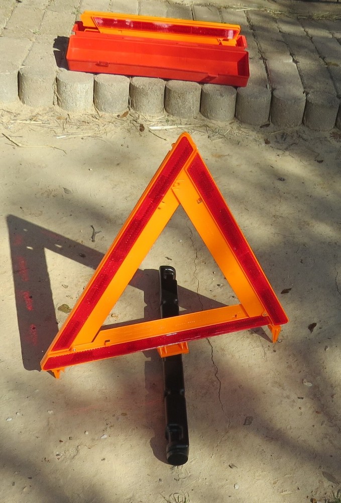 Sate-Lite Emergency Warning Triangle DOT Approved Reflective Safety Roadside Kit