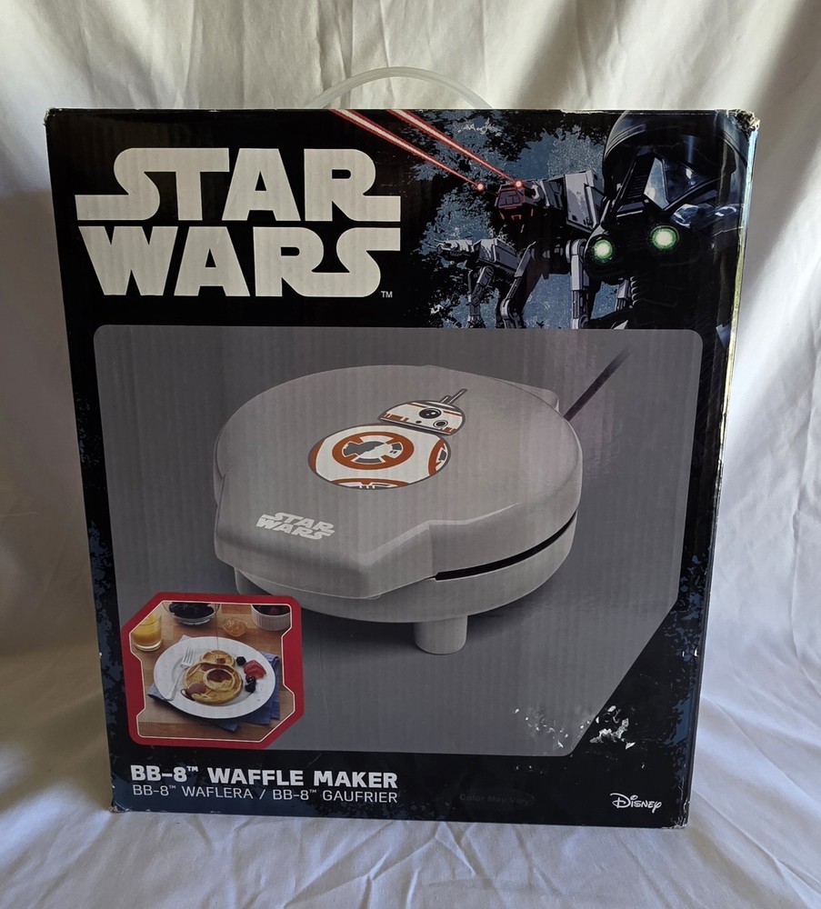 Uncanny Star Wars BB-8 Waffle Maker