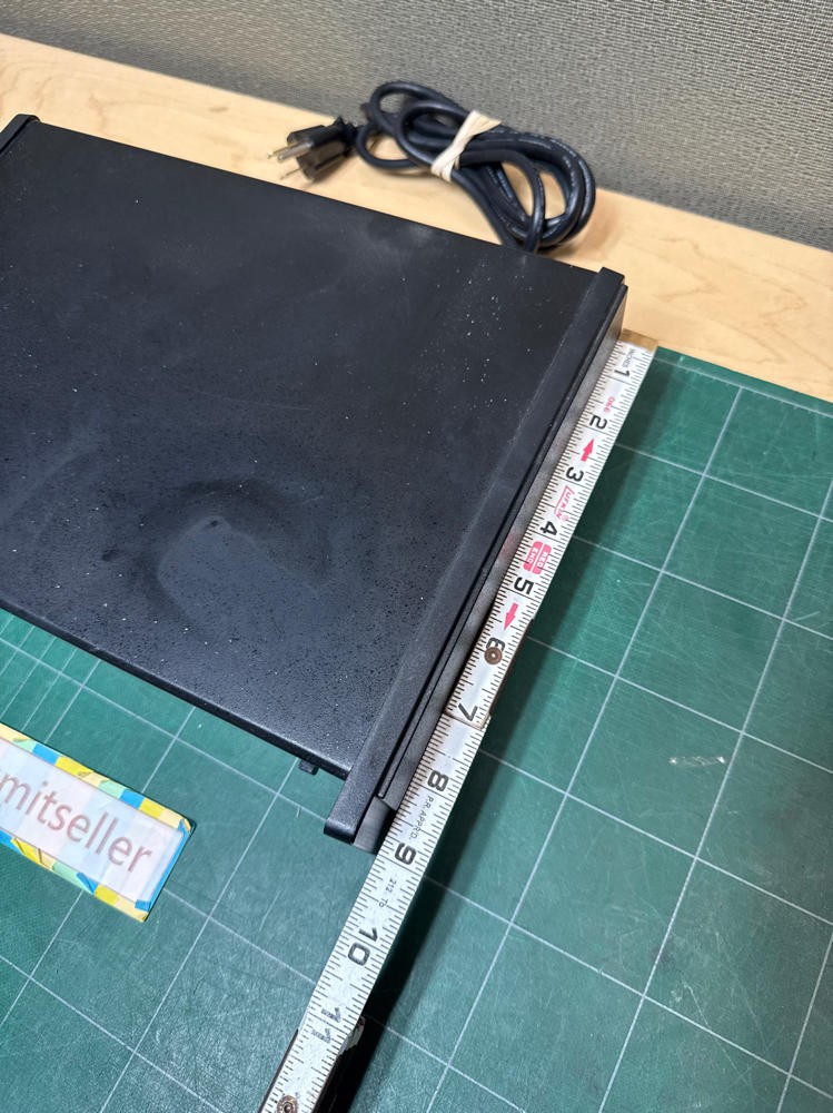 Shure FP16A Audio Distribution Amplifier, Input: 1 Output: 6 XLR