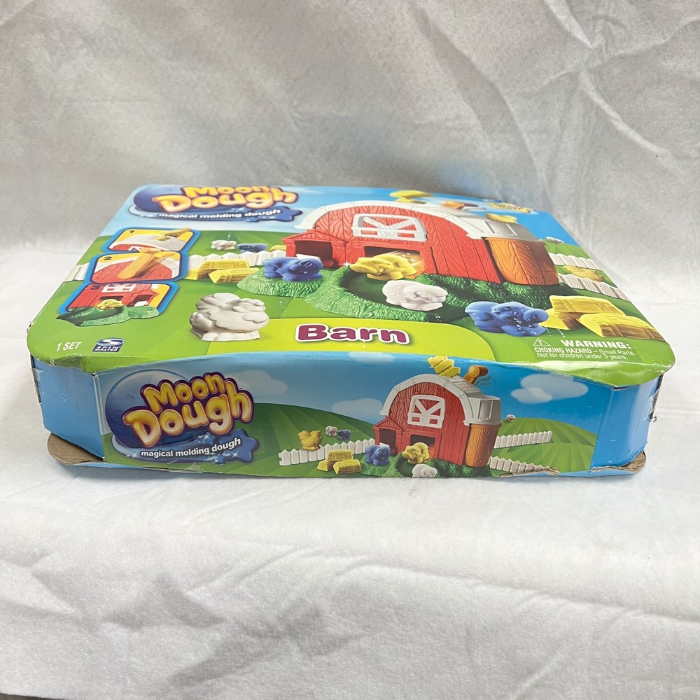 Spin Master Moon Dough Barn
