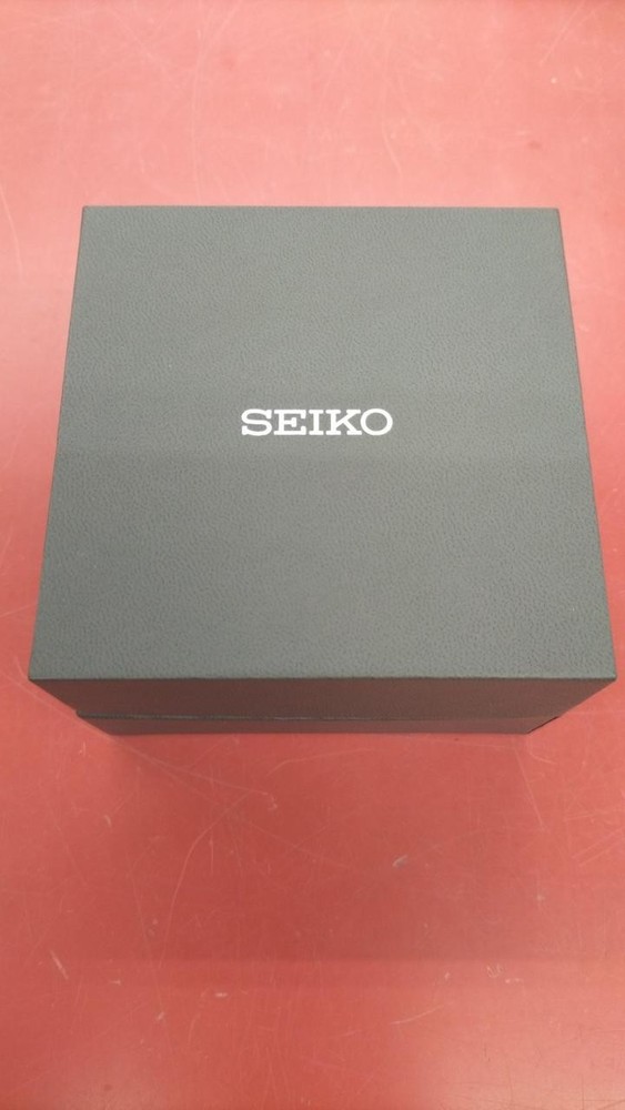 Watch Model V175 0AD0 SEIKO