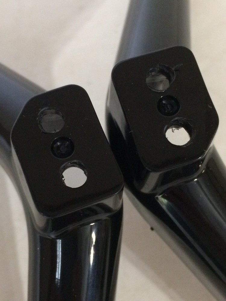ONN 100012584 LEGS WITHOUT SCREWS