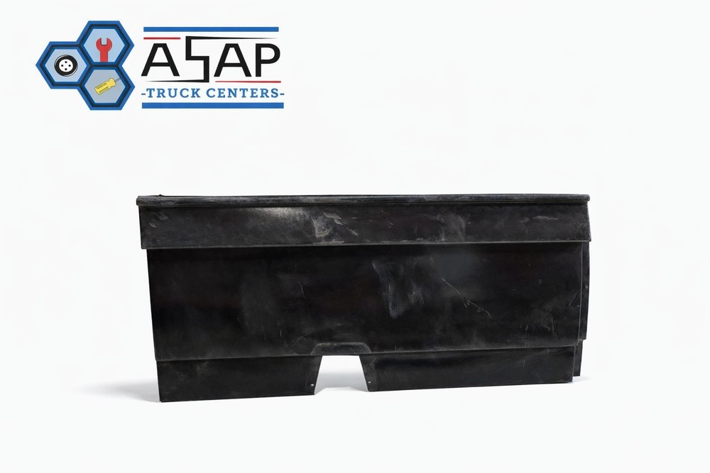 Freightliner Cascadia Left Side Fairing Panel  Side Skirt 2008-2017