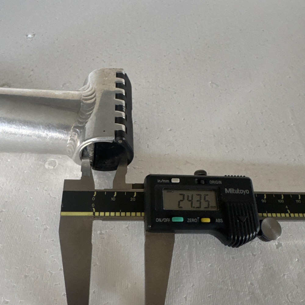 Syncros Cattleprod Stem 1-1/8” x 24.3” Silver