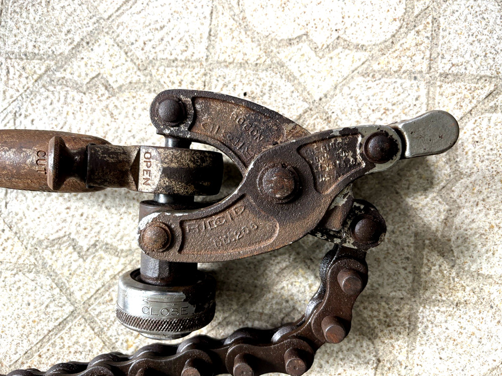 RIDGID Model 206 Cast Iron Chain Soil Pipe Cutter