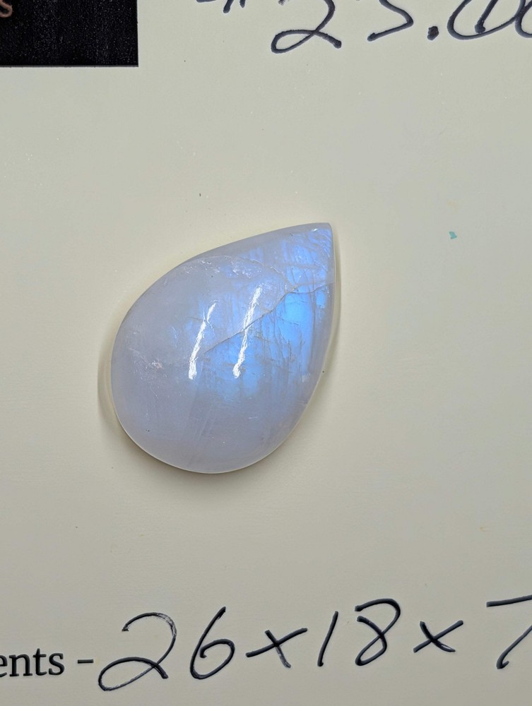 Moonstone – India – Cabochon - Hand-Cut