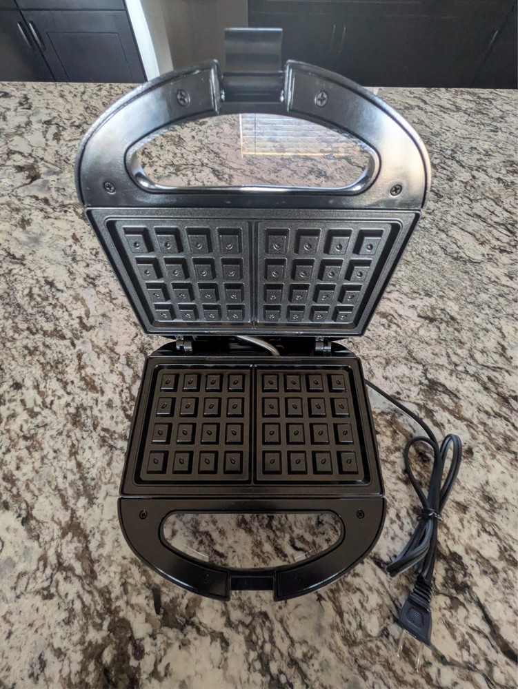 OSTBA 2-Slice Waffle Maker