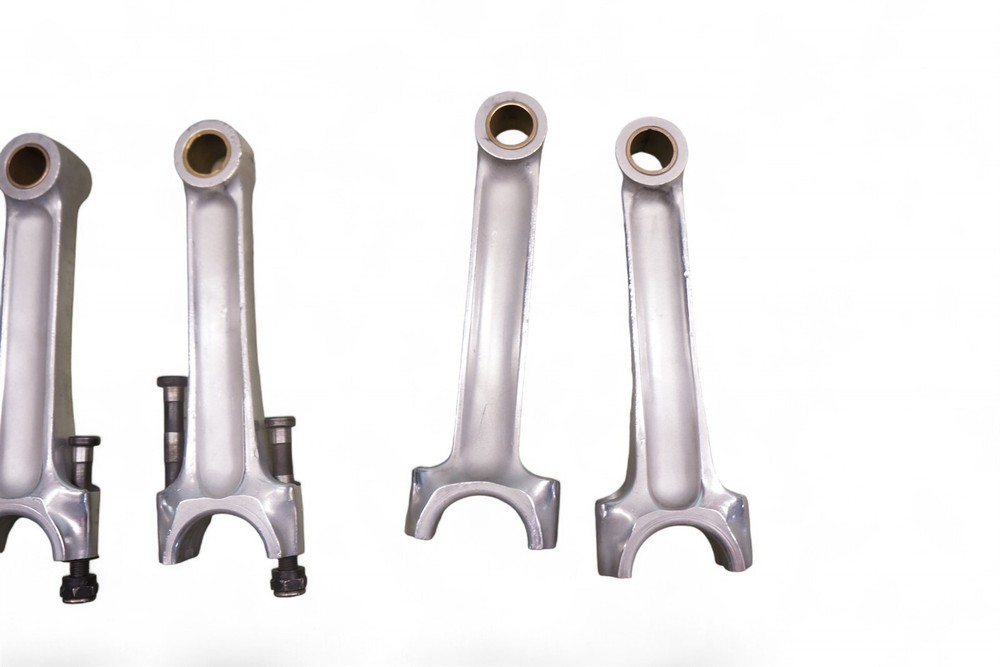 Triumph preunit connecting rods nice 2 pair *2868