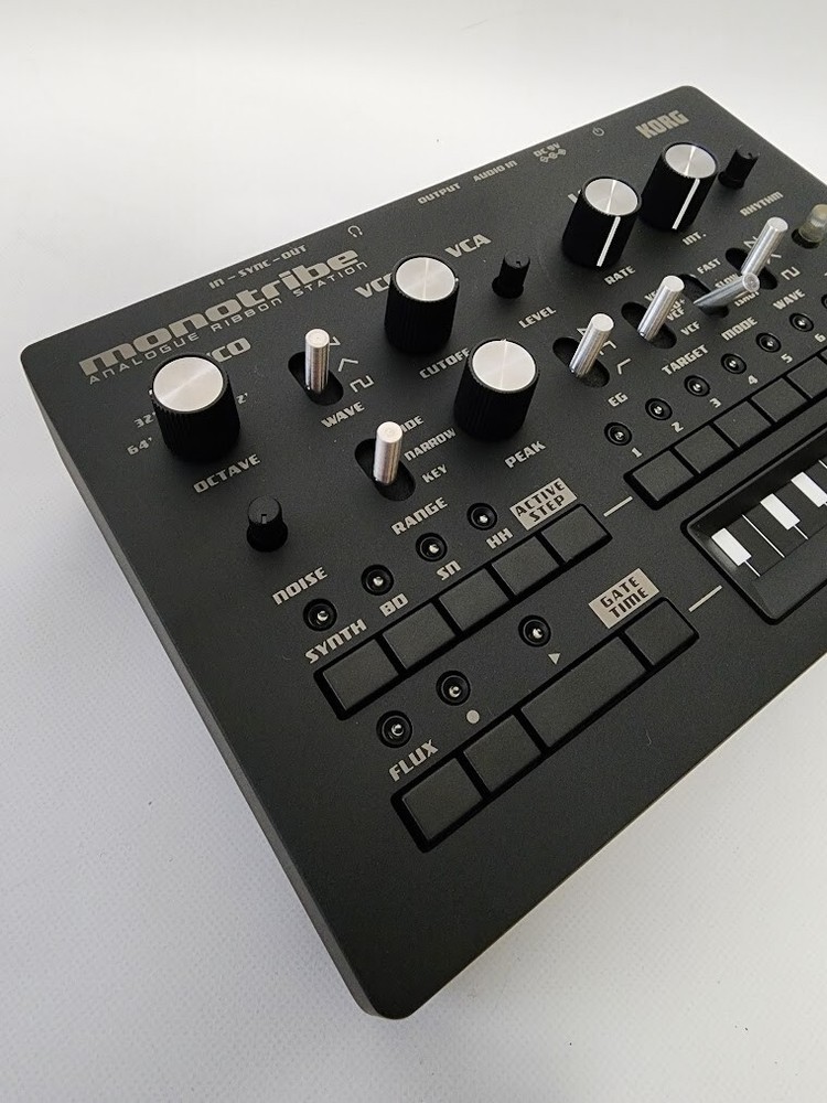 KORG monotribe Analog Synthesizer Compact Sequencer In Working Black