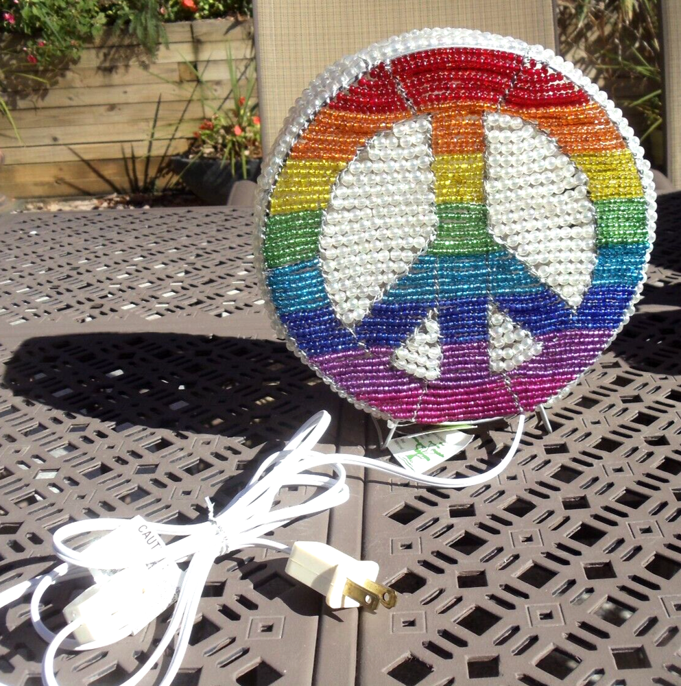 Beaded land: Rainbow Peace Sign Nightlight