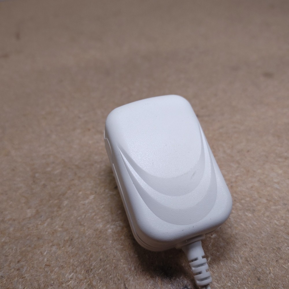 Energizer Charger - White PL-7528