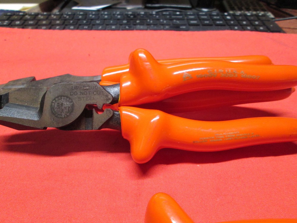 1000 VOLT HIGH VOLTAGE PLIER SET, SPECIALTY TOOLS, KLIENS, SIDE CUTS, STRIPPERS