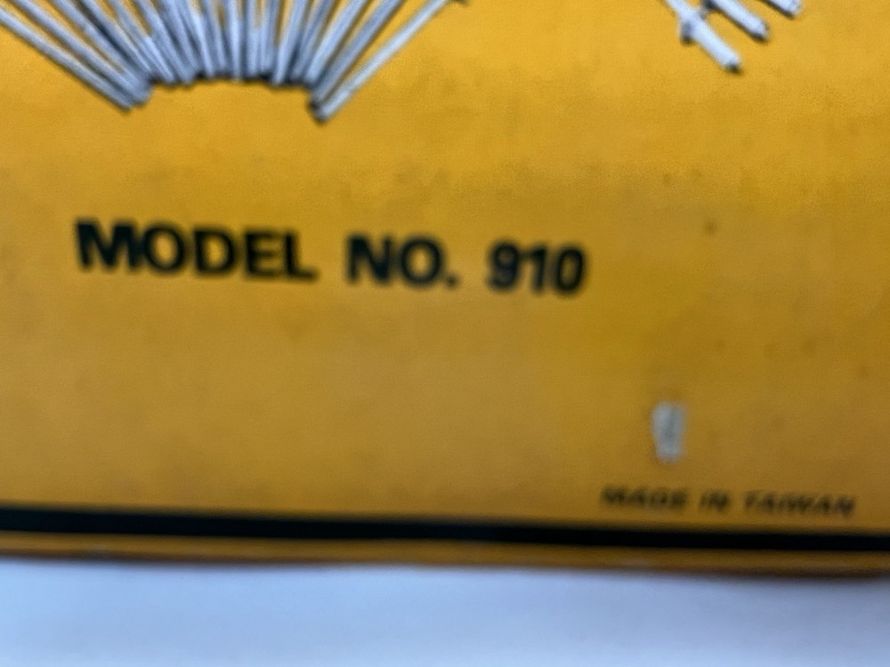 Central Forge Model No. 910 Hand Riveter Kit