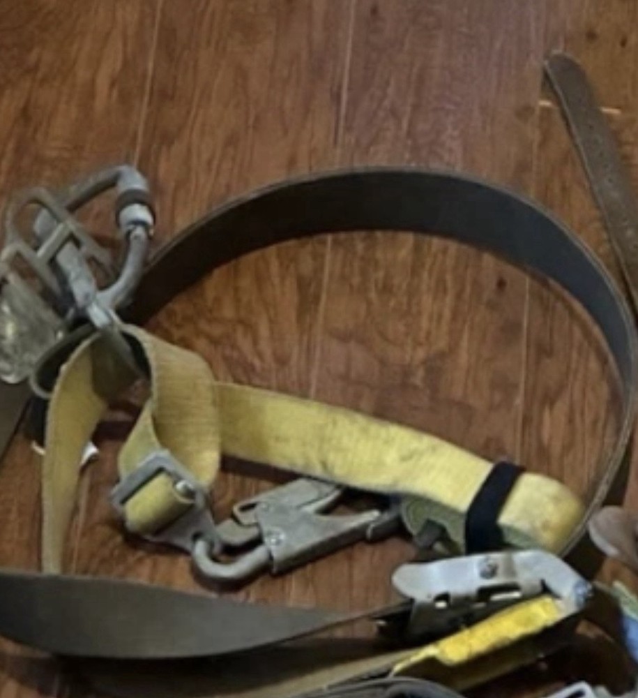 Bucksqueeze With A D Ring