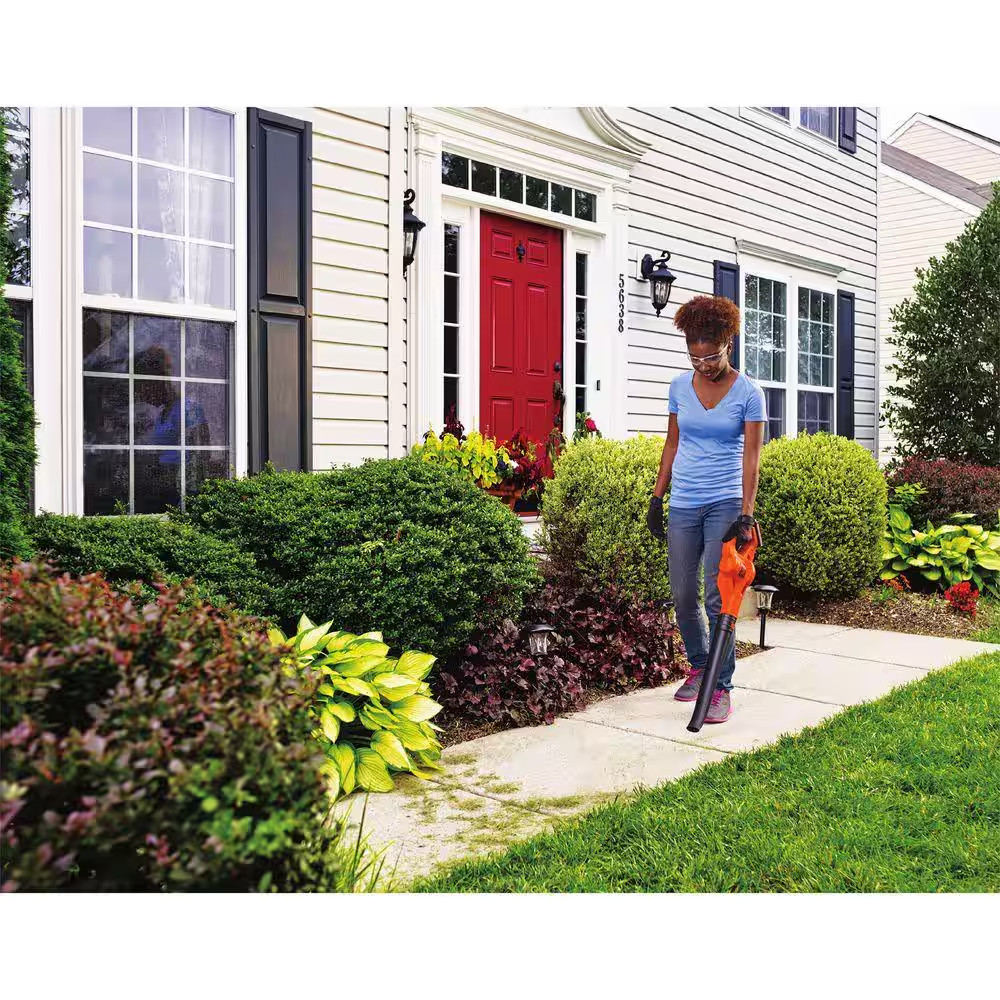 20V MAX Cordless Battery Powered String Trimmer & Leaf Blower Combo Kit with (2)