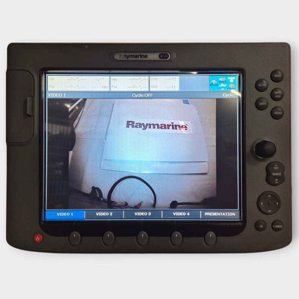 Raymarine E120 Classic Multifunction Display --E02013-- w/ Accessories - Tested