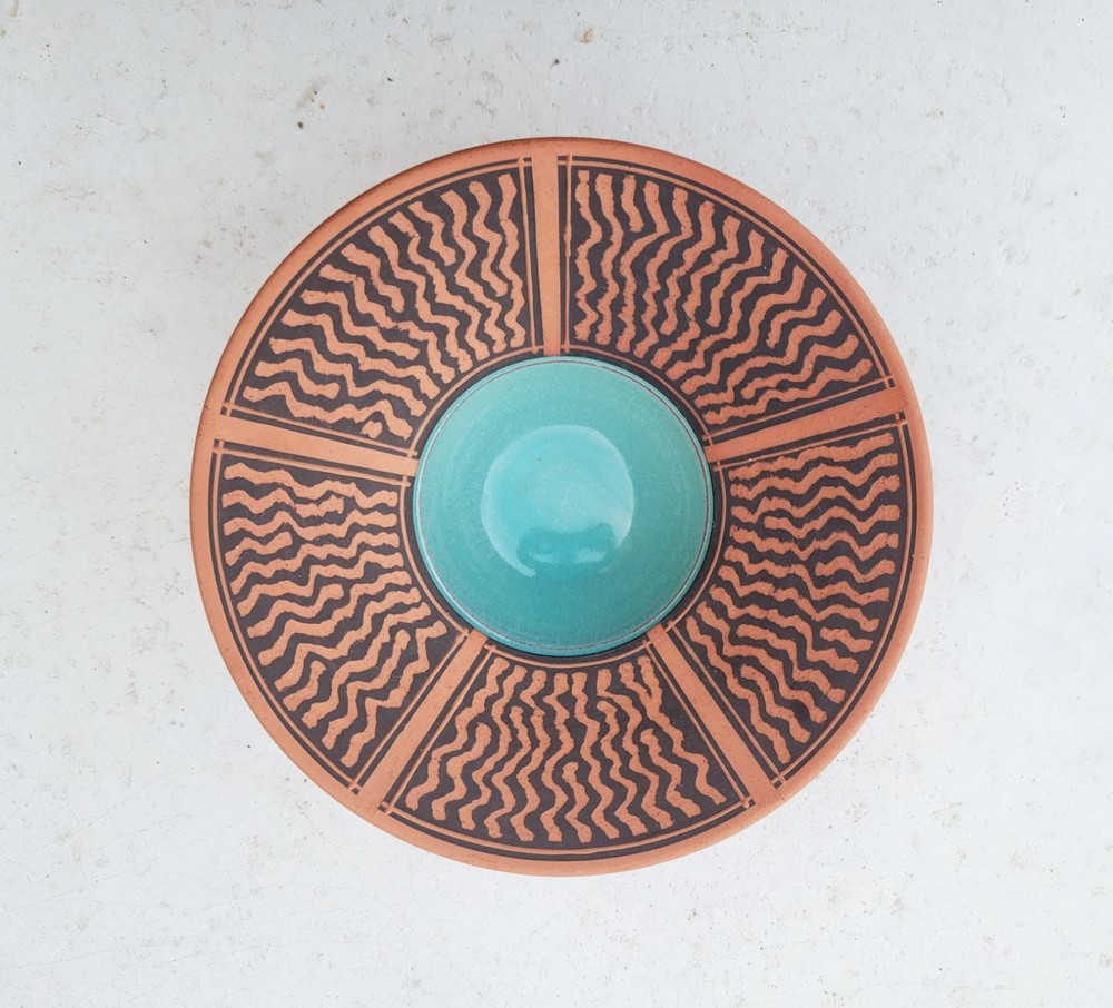 CRUMPLESTONE AUSTRALIAN STUDIO POTTERY BOWL HAHNDORF S.A. INDIGENOUS PATTERN