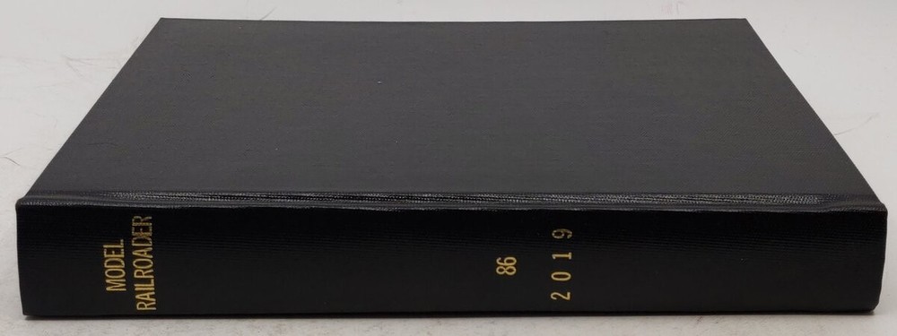 Model Railroader Vol.86 2019 Hardcover Book EX