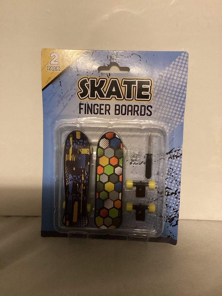 Kids Finger Skate Board Beach Theme And Geometric Pattern