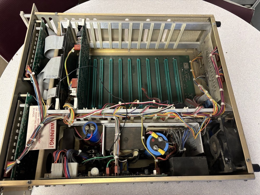 Ademco 685 Digital Alarm Receiver